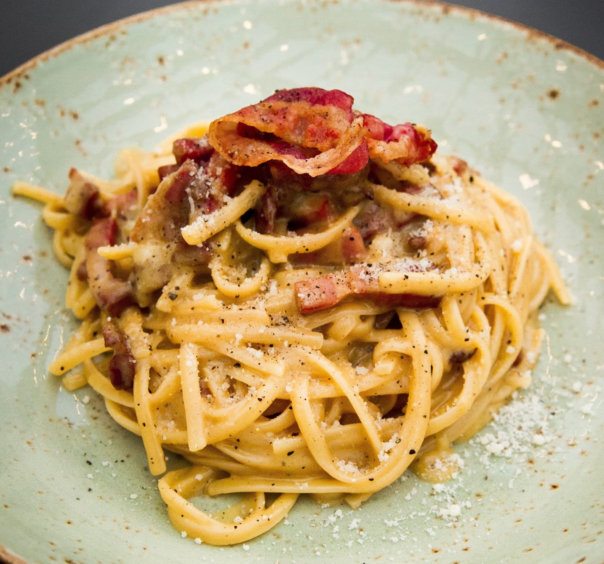 Spaghetti alla Carbonara Main Course Recipe