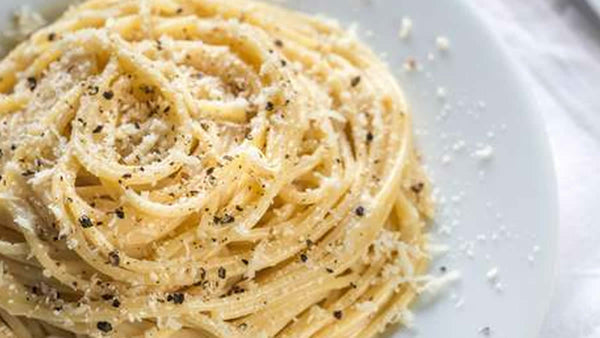 Spaghetti Cacio e Pepe Main Course Recipe